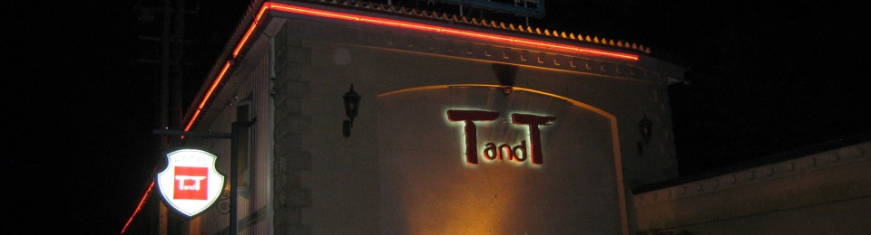 　　　　　　　　　HOTEL　TandT